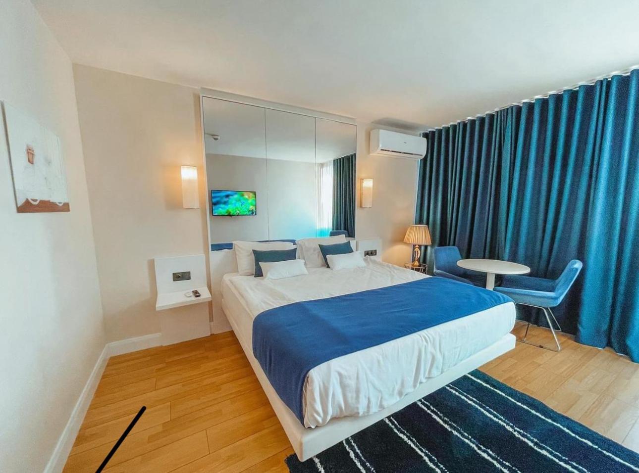 Batumi Orbi City Apart Hotel Exterior foto